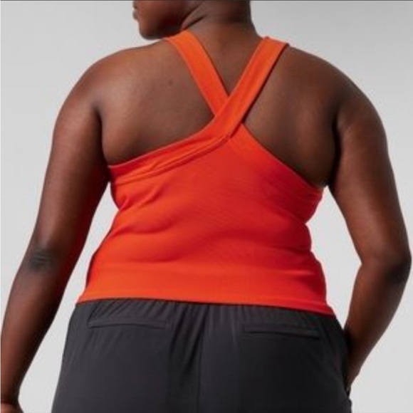 NWT Athleta Horizon cropped tank - Picture 2 of 3
